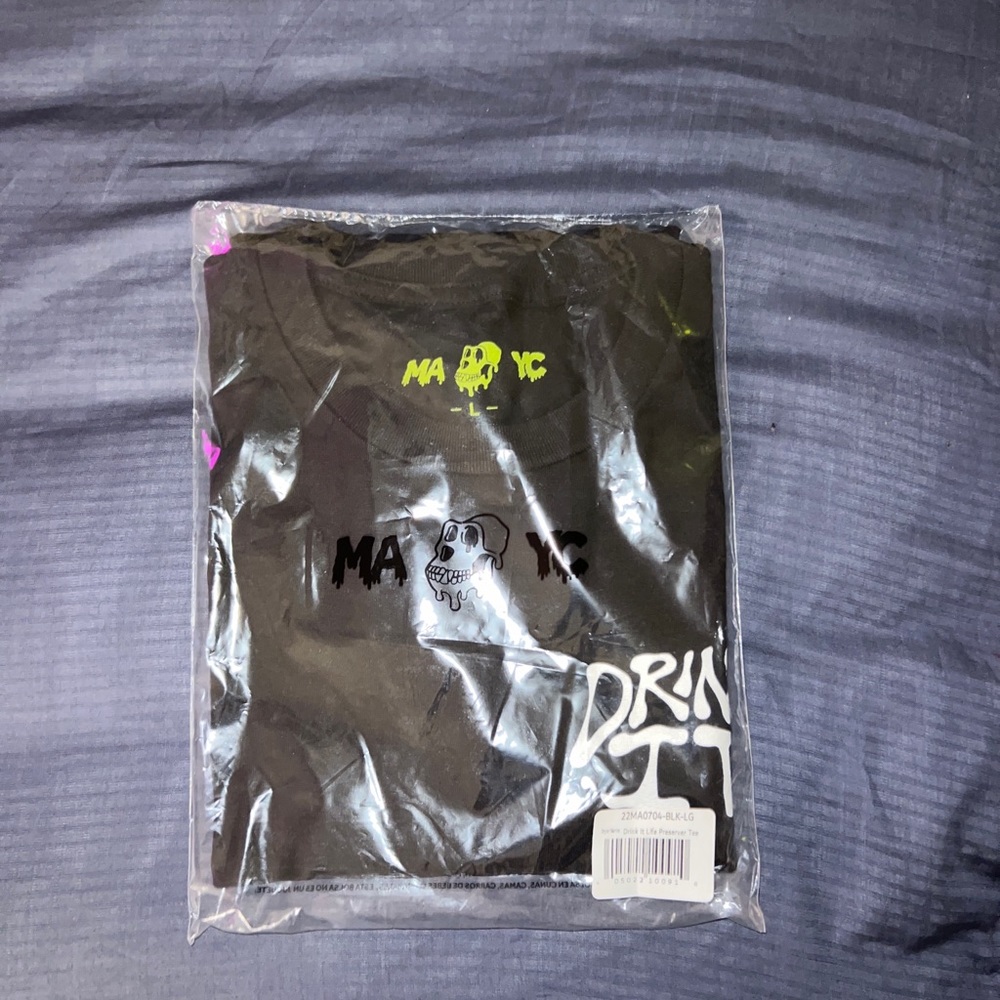 Mutant Ape Yacht Club Drink T-Shirt / Size Large